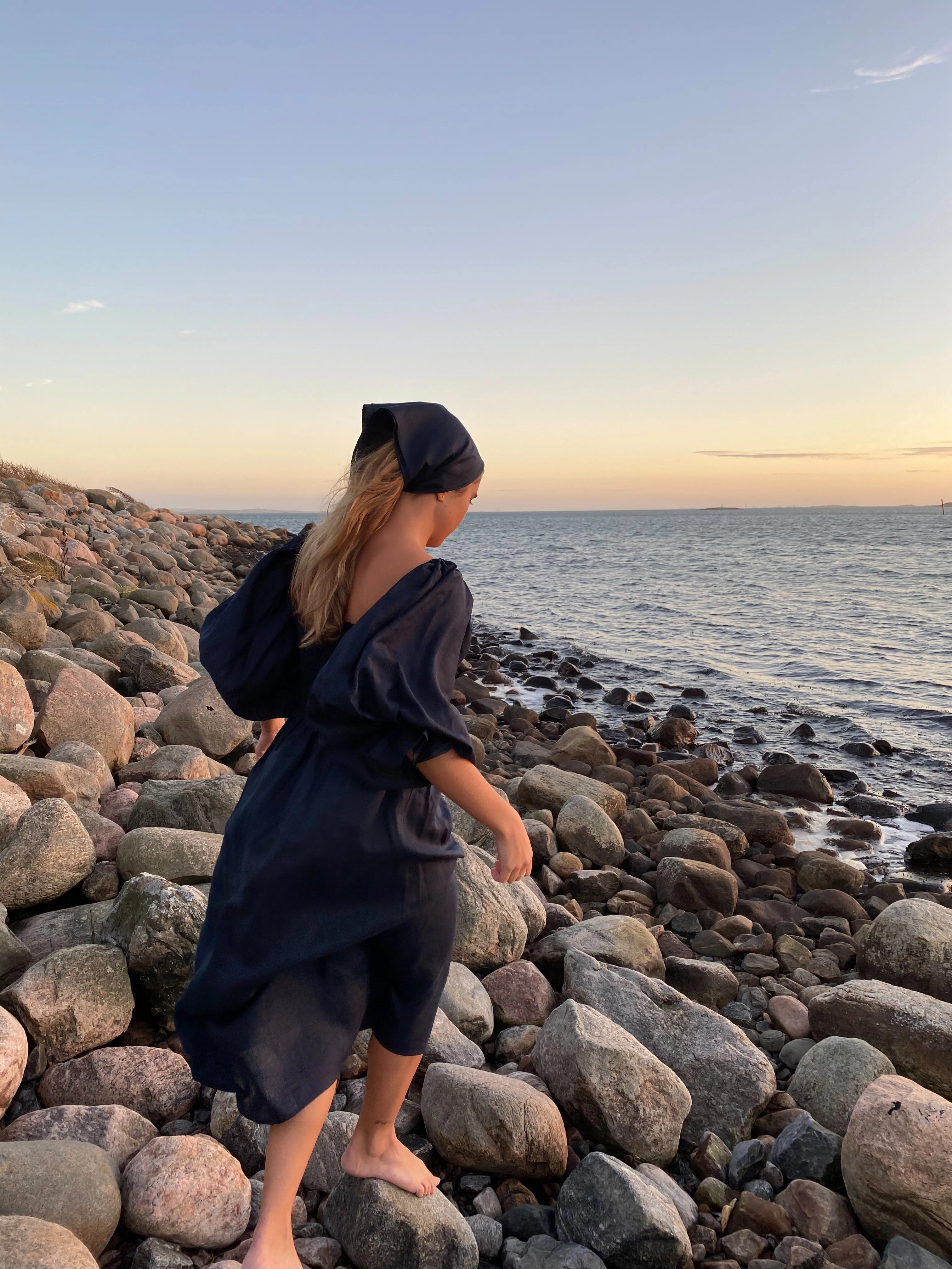 Atlanta Linen Dress in Navy