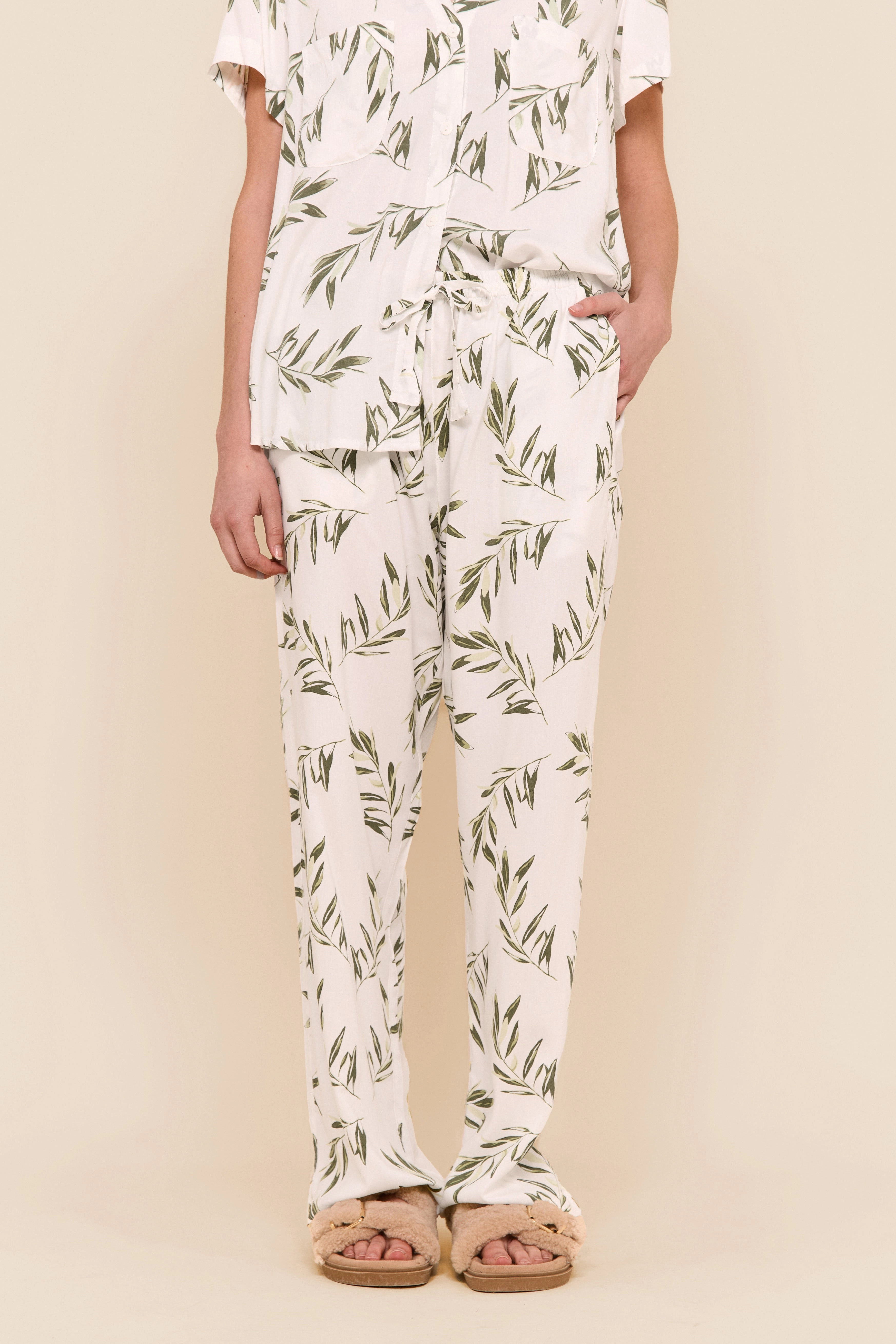 Maggie Pyjama Set - Long Pants - Olive Leaf