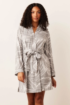 Meadow Classic Short Robe | Whisper