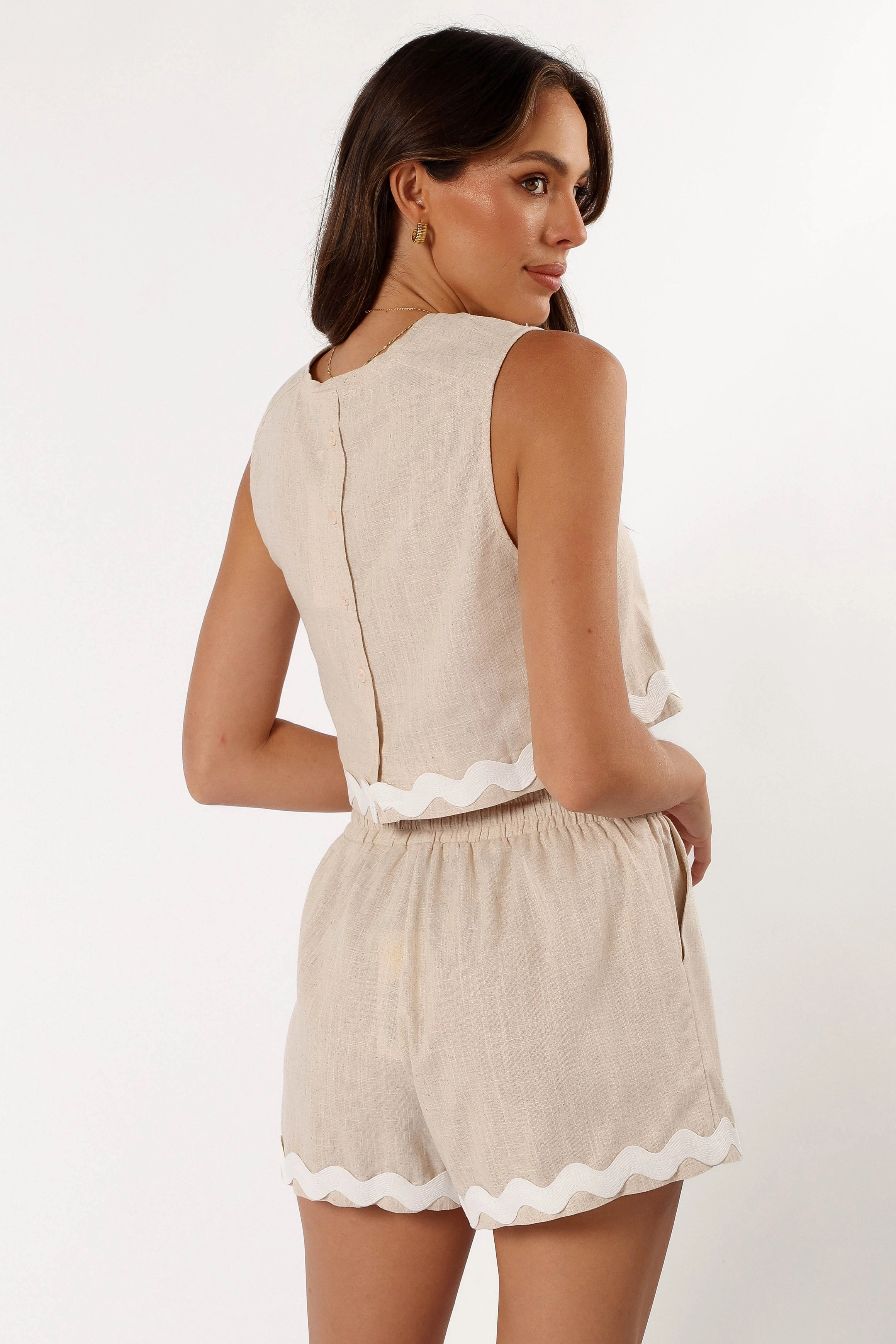 Mirabel Shorts - Beige/White