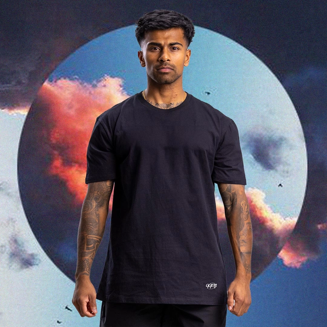 Moment Classic Tee Unisex BLACK
