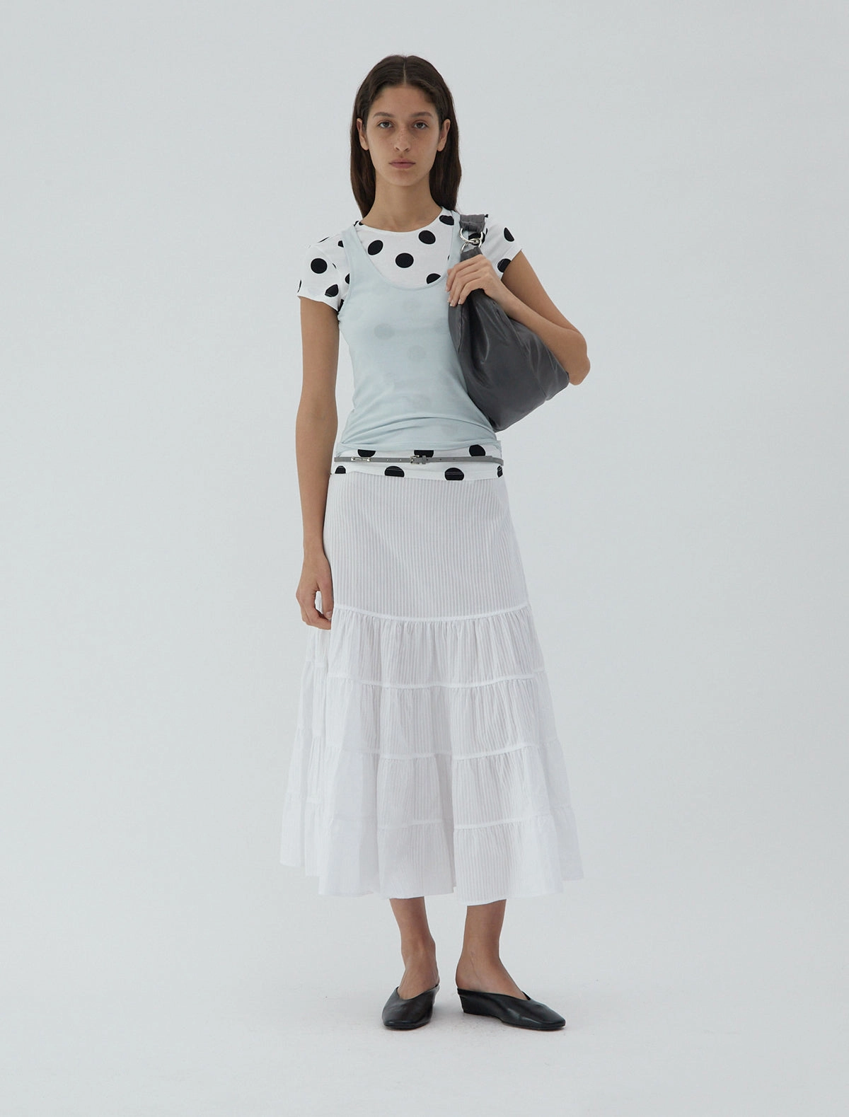 no 2463 / Loana