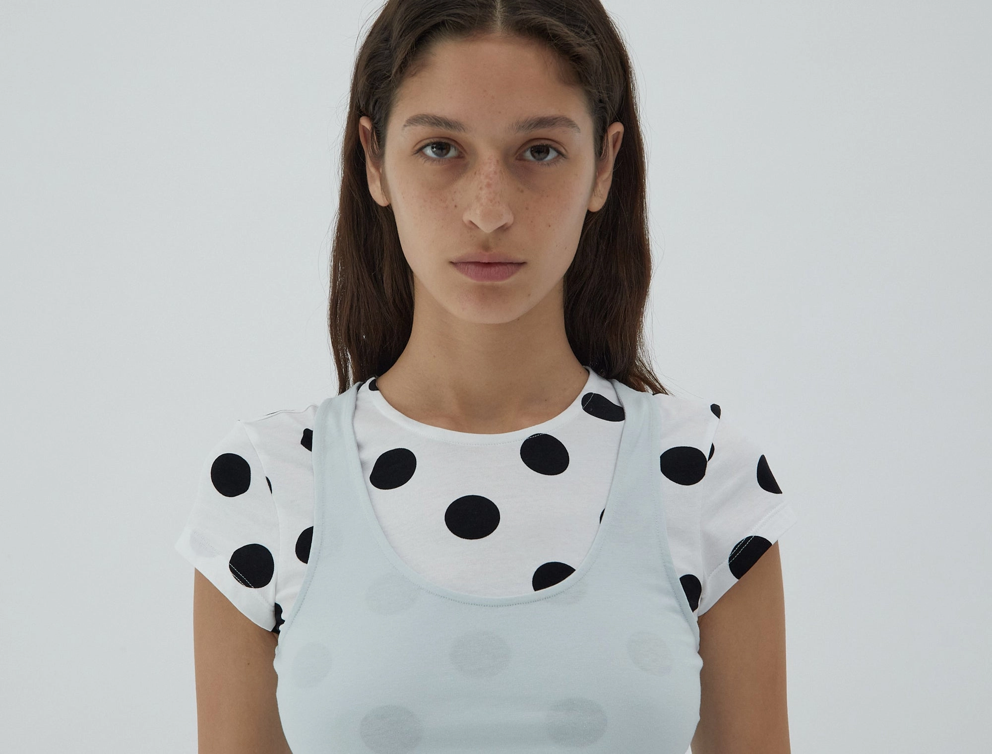 no 2463 / Loana