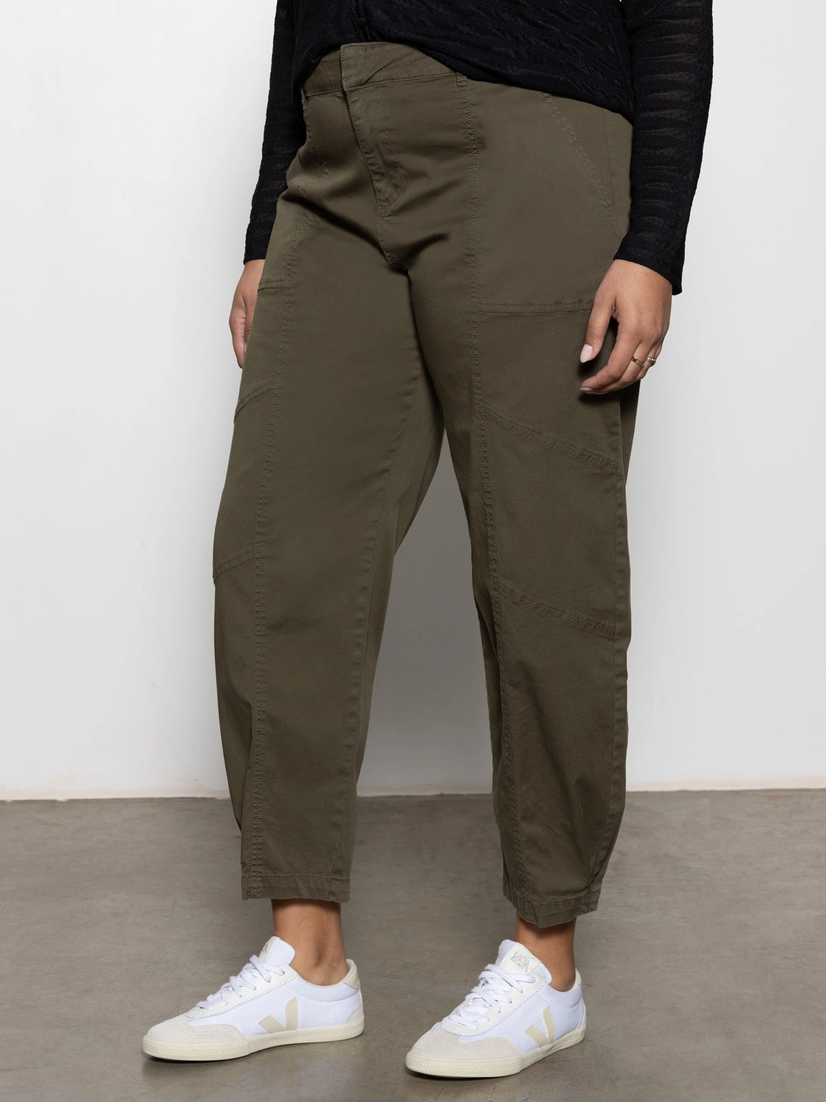 Sahara Tapered Standard Rise Pant Burnt Olive Extended Sizing