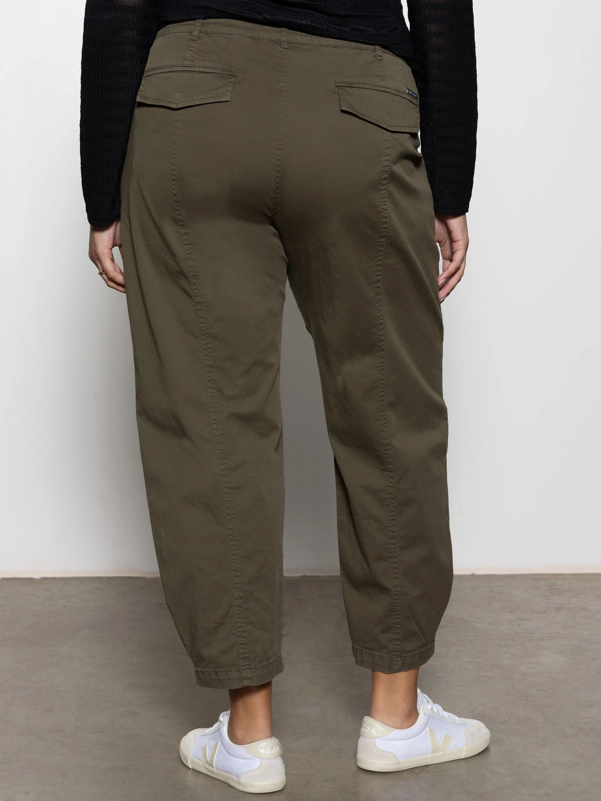 Sahara Tapered Standard Rise Pant Burnt Olive Extended Sizing