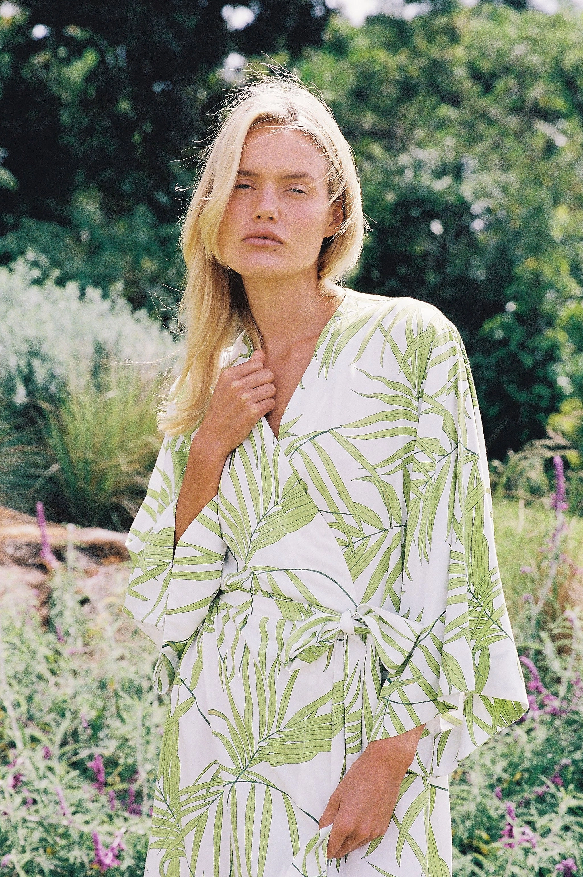 Short Kimono Robe - Jungle Palm