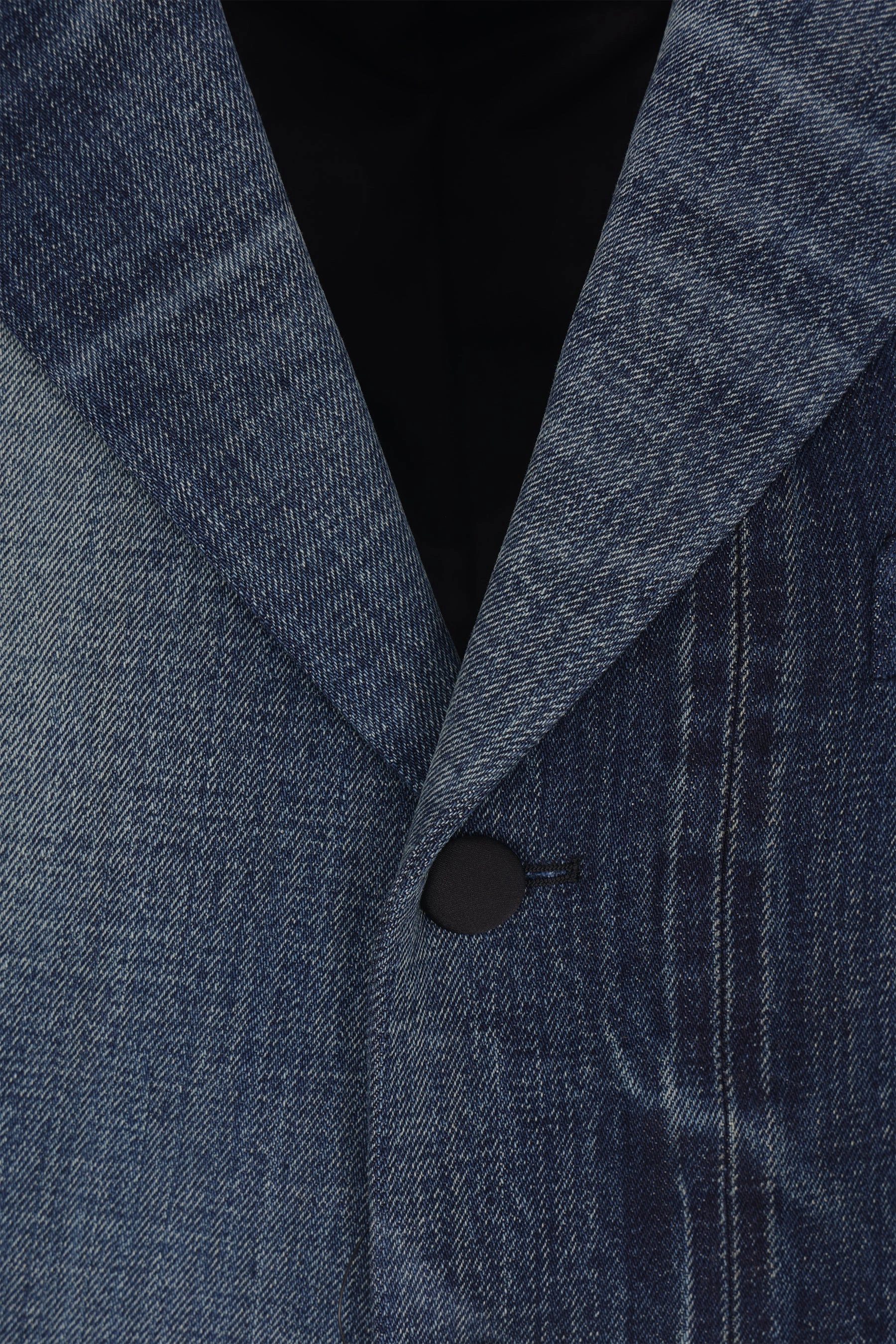 single-breasted jacket in denim