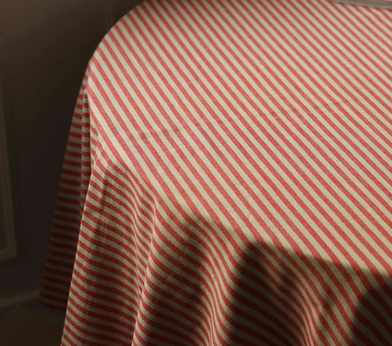 TABLE CLOTH